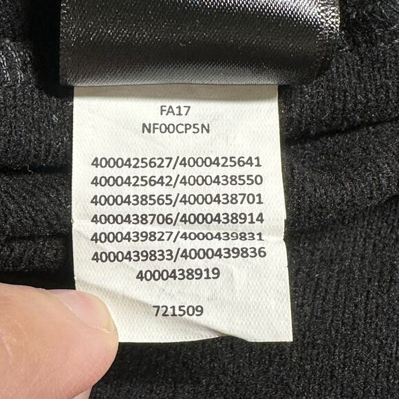 The North Face Top Womens Small Black Gray 1/4 Zip Pullover Long Sleeves‎ Active - Picture 10 of 11